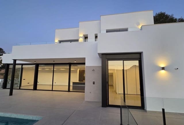3 bedroom Villa for sale in Cometa - Carrió, Calpe / Calp with pool - € 1,135,000 (Ref: 10043952)