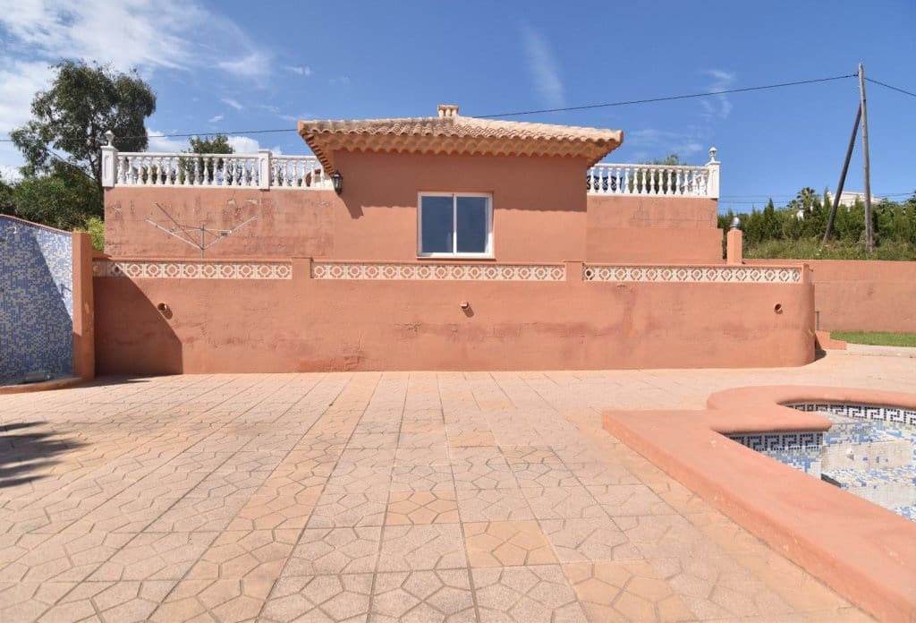 5 Zimmer Villa zu verkaufen in Calpe / Calp mit Pool - 720.000 € (Ref: 10043955)