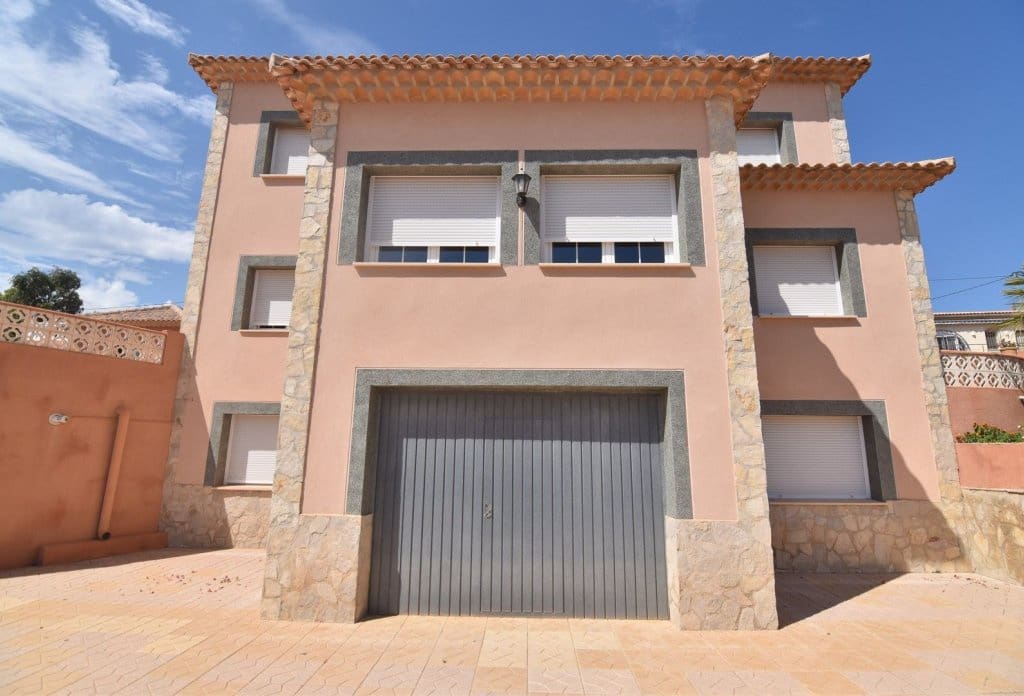 5 Zimmer Villa zu verkaufen in Calpe / Calp mit Pool - 720.000 € (Ref: 10043955)