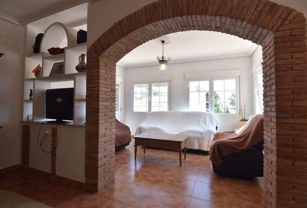 5 Zimmer Villa zu verkaufen in Calpe / Calp mit Pool - 720.000 € (Ref: 10043955)