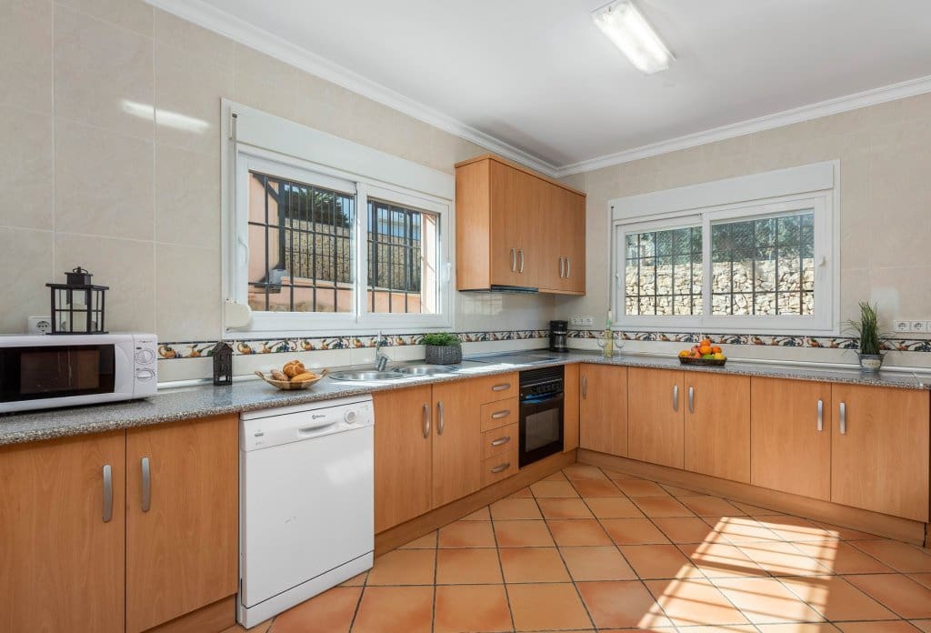 4 sovrum Villa till salu i Calpe / Calp med pool - 665 000 € (Ref: 10043958)
