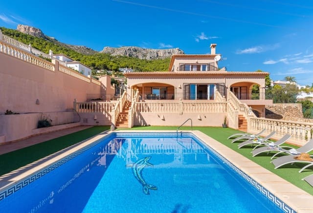 4 sovrum Villa till salu i Oltamar - Cucarres, Calpe / Calp med pool - 665 000 € (Ref: 10043958)