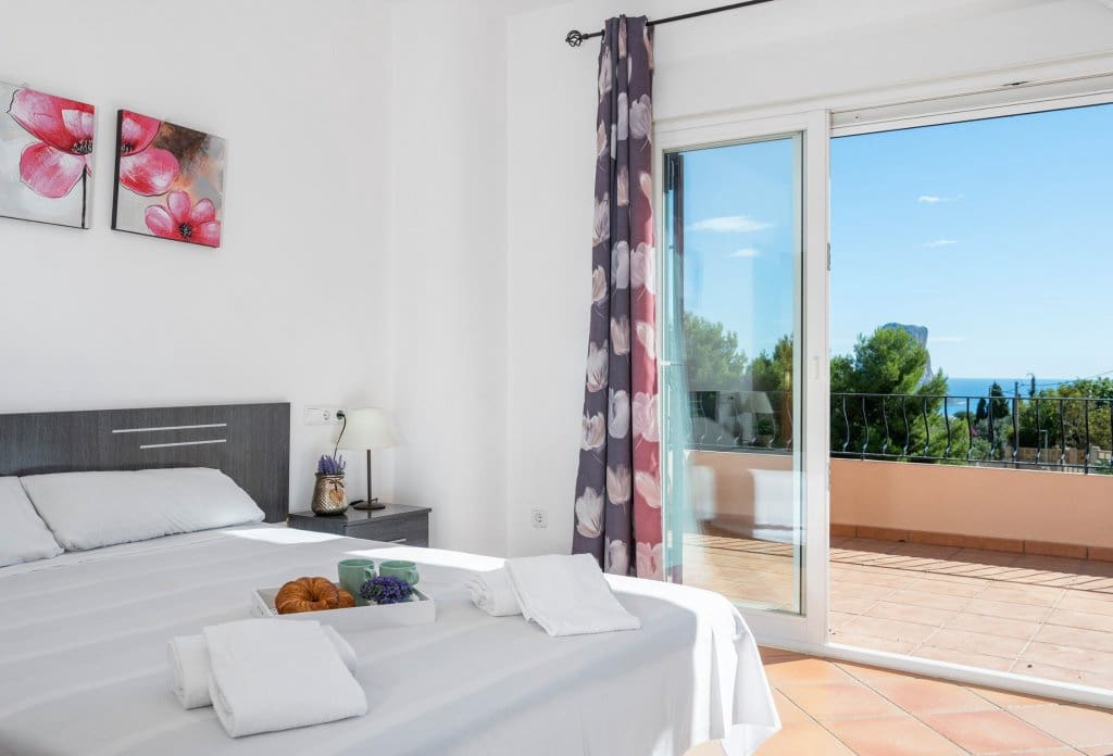 4 sovrum Villa till salu i Calpe / Calp med pool - 665 000 € (Ref: 10043958)