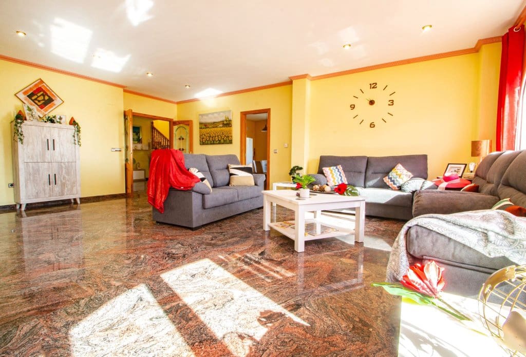 8 makuuhuone Huvila myytävänä paikassa Calpe / Calp mukana uima-altaan - 850 000 € (Ref: 10043959)