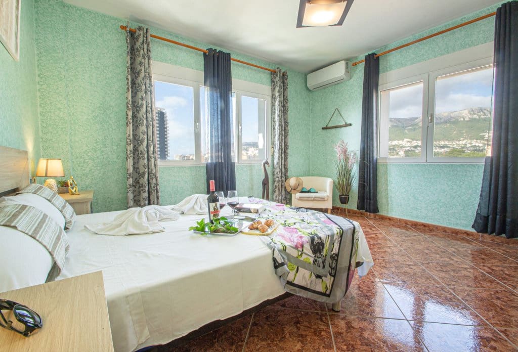 8 makuuhuone Huvila myytävänä paikassa Calpe / Calp mukana uima-altaan - 850 000 € (Ref: 10043959)