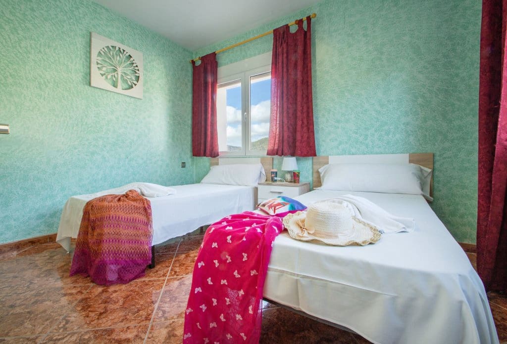 8 makuuhuone Huvila myytävänä paikassa Calpe / Calp mukana uima-altaan - 850 000 € (Ref: 10043959)