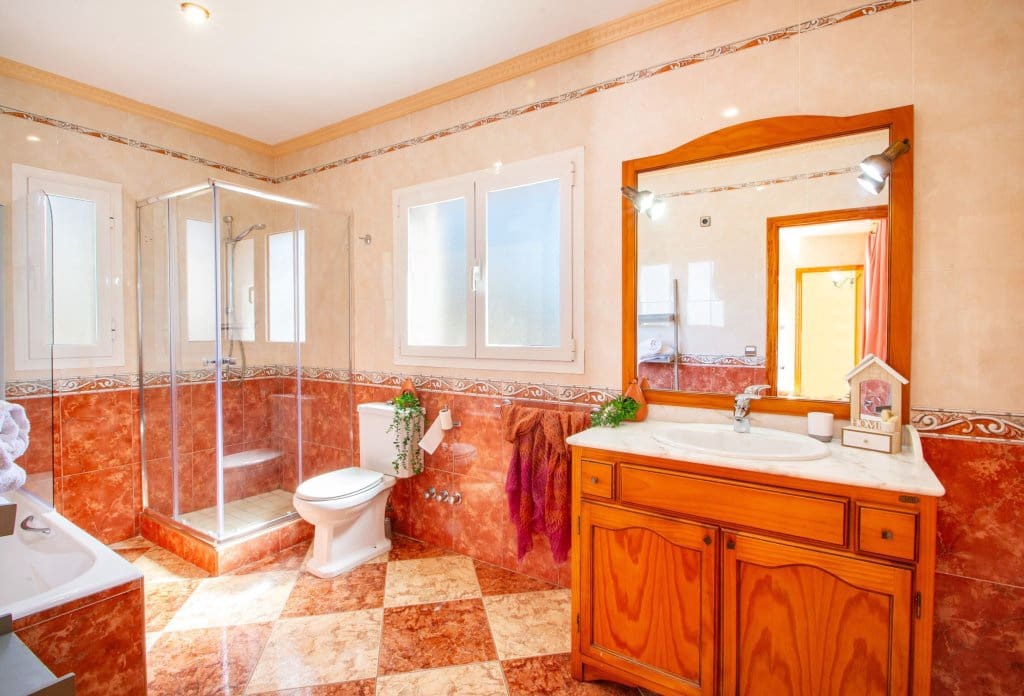 8 makuuhuone Huvila myytävänä paikassa Calpe / Calp mukana uima-altaan - 850 000 € (Ref: 10043959)