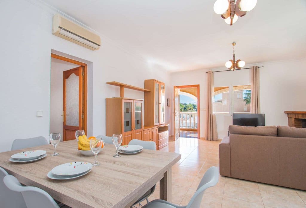12 makuuhuone Huvila myytävänä paikassa Calpe / Calp mukana uima-altaan - 1 260 000 € (Ref: 10043960)