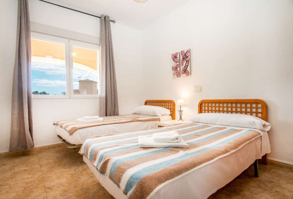 12 makuuhuone Huvila myytävänä paikassa Calpe / Calp mukana uima-altaan - 1 260 000 € (Ref: 10043960)