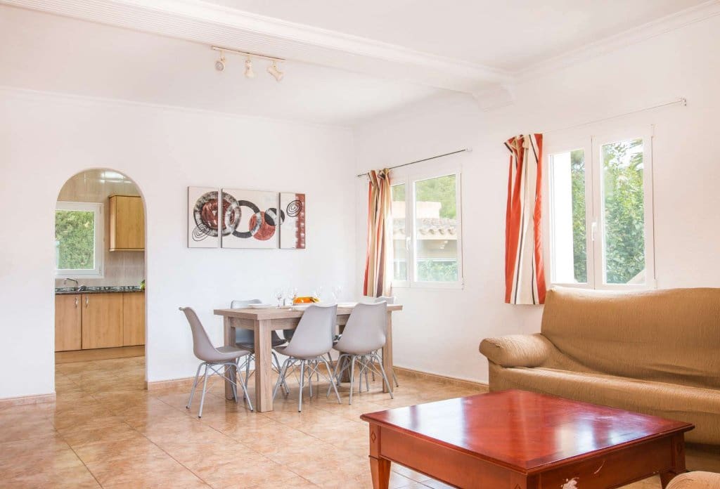 12 makuuhuone Huvila myytävänä paikassa Calpe / Calp mukana uima-altaan - 1 260 000 € (Ref: 10043960)