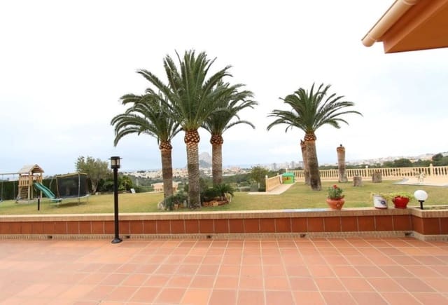 5 makuuhuone Huvila myytävänä paikassa Gargasindi, Calpe / Calp mukana uima-altaan - 2 200 000 € (Ref: 10043970)