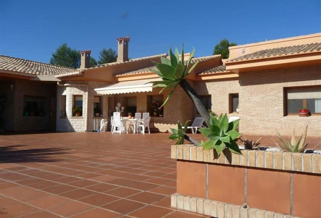 5 makuuhuone Huvila myytävänä paikassa Calpe / Calp mukana uima-altaan - 2 200 000 € (Ref: 10043970)