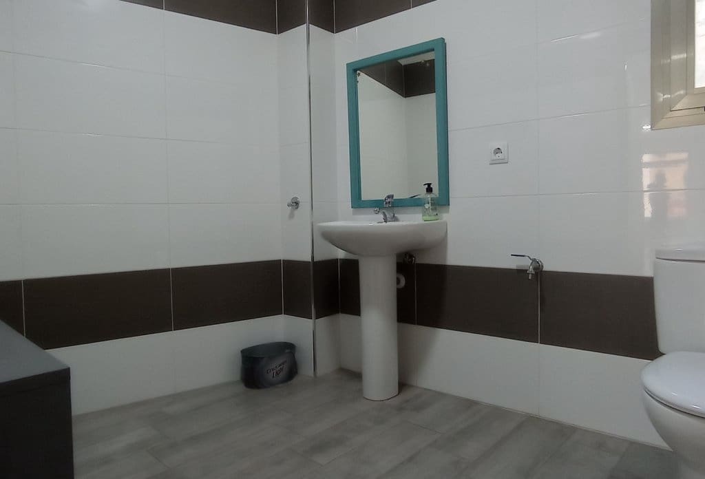3 bedroom Commercial for sale in Calpe / Calp - € 200,000 (Ref: 10043988)