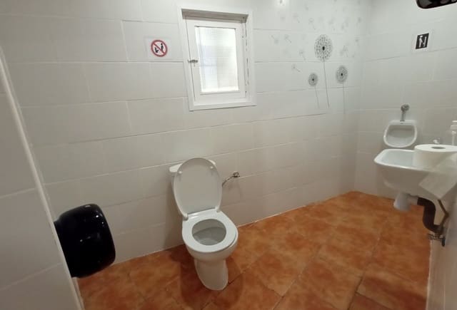3 chambre Local Commercial à vendre à Levante - Playa Fossa, Calpe / Calp - 200 000 € (Ref: 10043994)