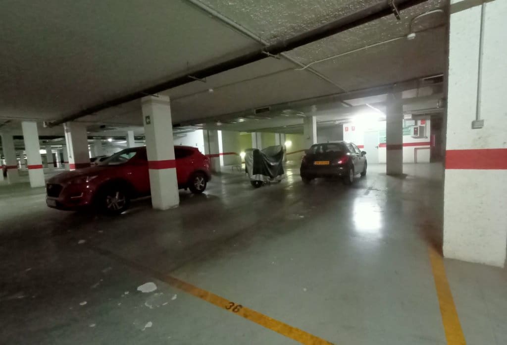 Garagem para venda em Calpe / Calp - 20 000 € (Ref: 10043999)