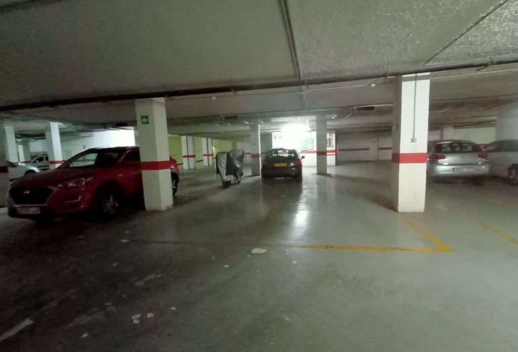 Garagem para venda em Calpe / Calp - 20 000 € (Ref: 10043999)