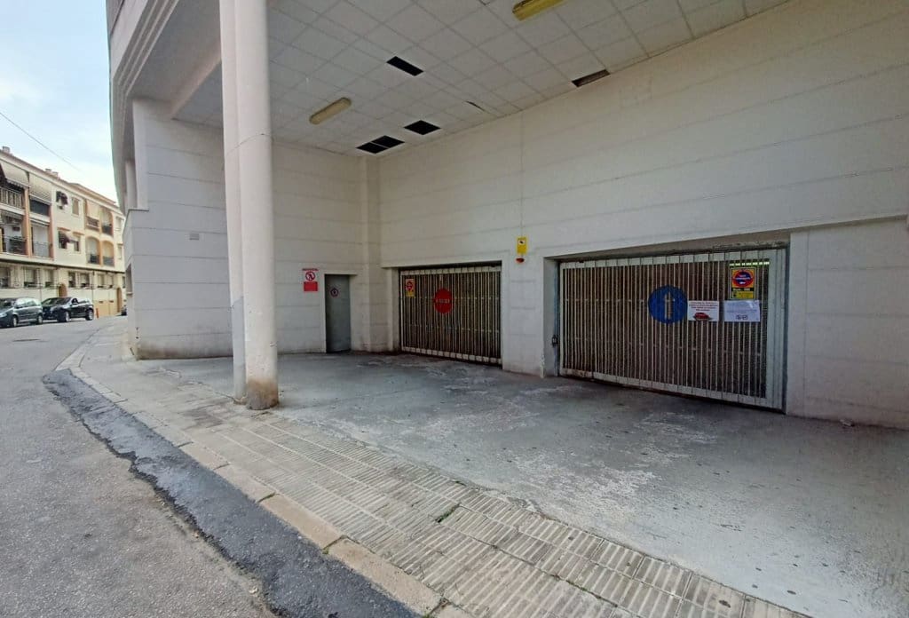 Garagem para venda em Calpe / Calp - 20 000 € (Ref: 10043999)