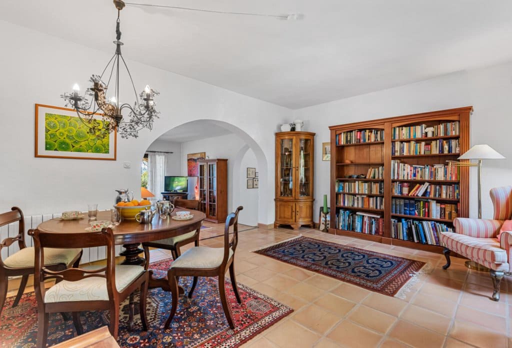 5 chambre Villa/Maison à vendre à Altea avec piscine - 1 590 000 € (Ref: 10044001)