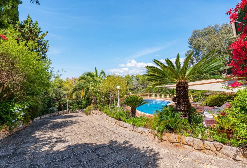 5 chambre Villa/Maison à vendre à Altea avec piscine - 1 590 000 € (Ref: 10044001)