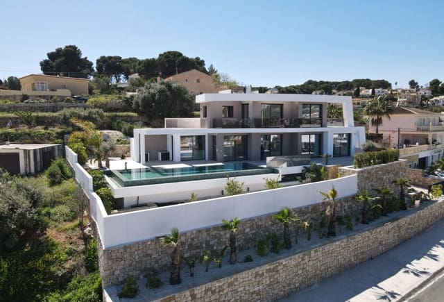 Chalet de 4 habitaciones en Benissa en venta con piscina - 3.195.000 € (Ref: 10044004)