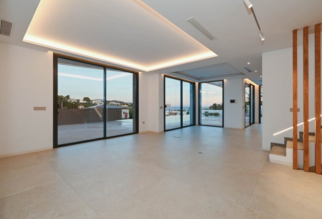 Chalet de 4 habitaciones en Benissa en venta con piscina - 3.195.000 € (Ref: 10044004)