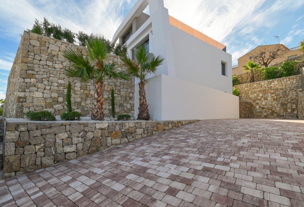 Chalet de 4 habitaciones en Benissa en venta con piscina - 3.195.000 € (Ref: 10044004)