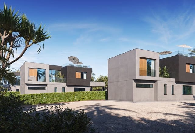 3 bedroom Villa for sale in Cometa - Carrió, Calpe / Calp with pool - € 925,000 (Ref: 10044007)