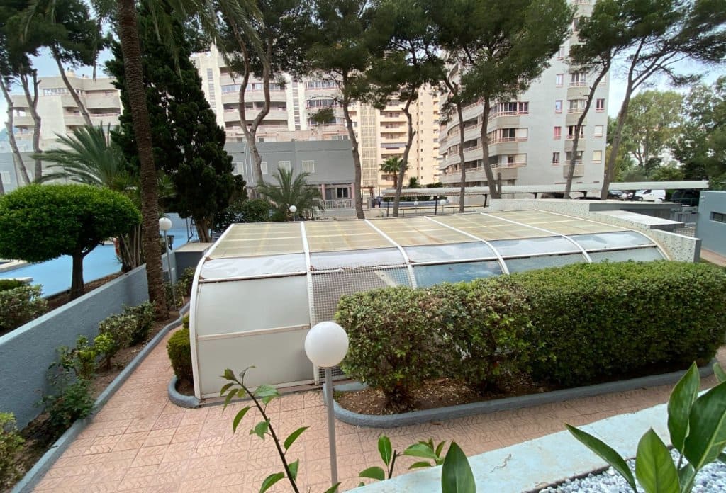 Apartamento de 2 habitaciones en Calpe / Calp en venta con piscina - 395.000 € (Ref: 10079045)