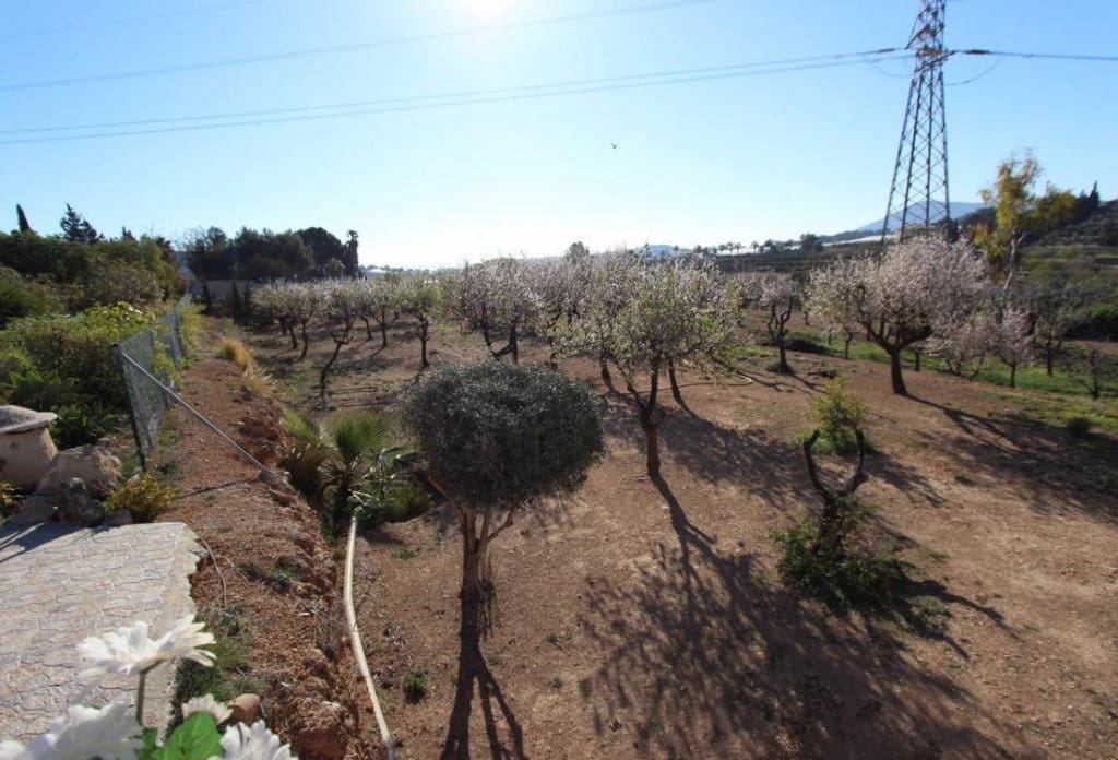 6 bedroom Villa for sale in Altea with pool - € 1,100,000 (Ref: 10079047)