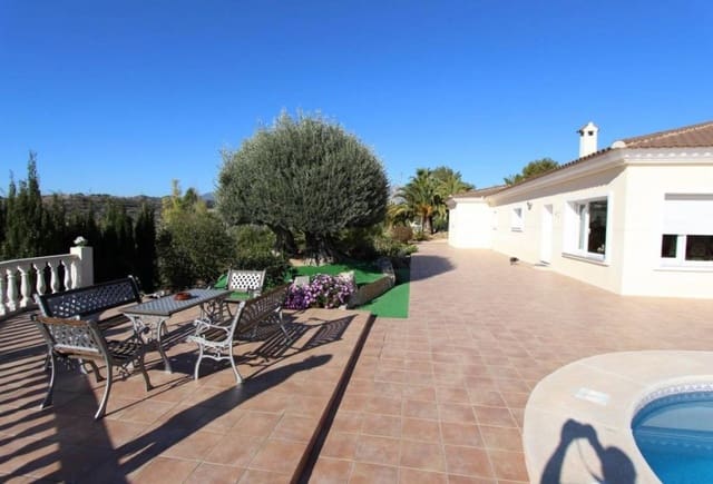 6 soveværelse Villa til salg i Altea med swimmingpool - € 1.100.000 (Ref: 10079047)