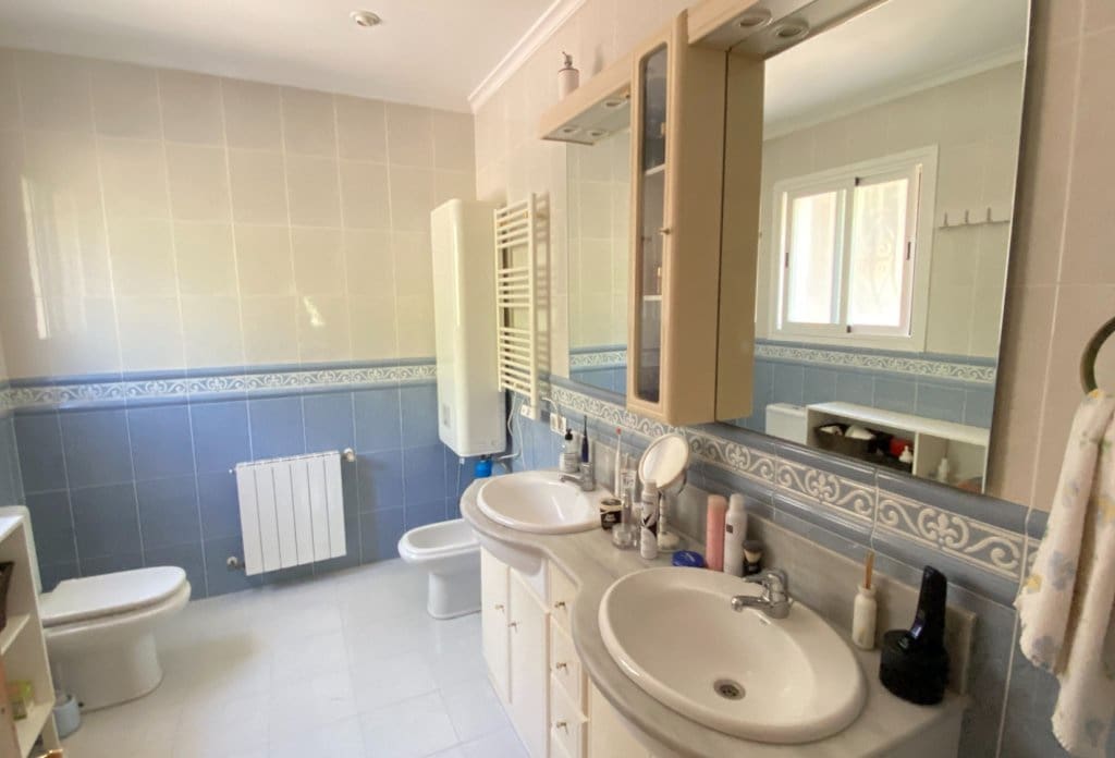 4 sypialnia Finka/Dom wiejski na sprzedaż w Jalon / Xalo z basenem - 795 000 € (Ref: 10079049)