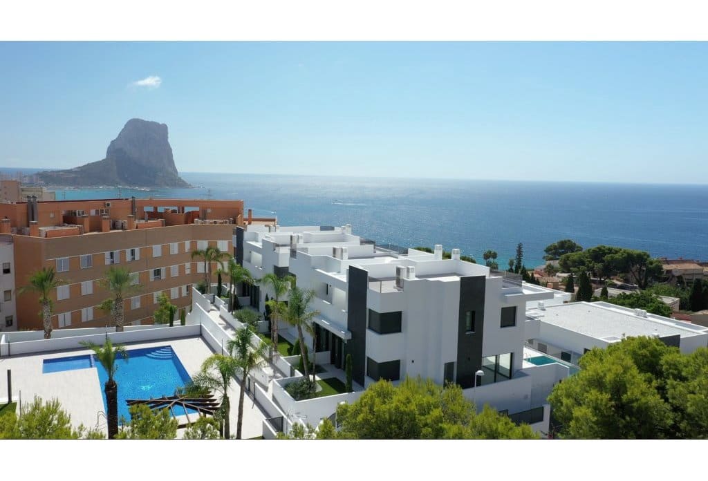3 soveværelse Bungalow til salg i Calpe / Calp med swimmingpool - € 1.290.000 (Ref: 10079051)
