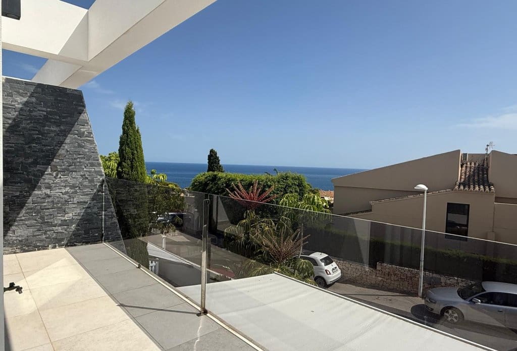 3 soveværelse Bungalow til salg i Calpe / Calp med swimmingpool - € 1.290.000 (Ref: 10079051)