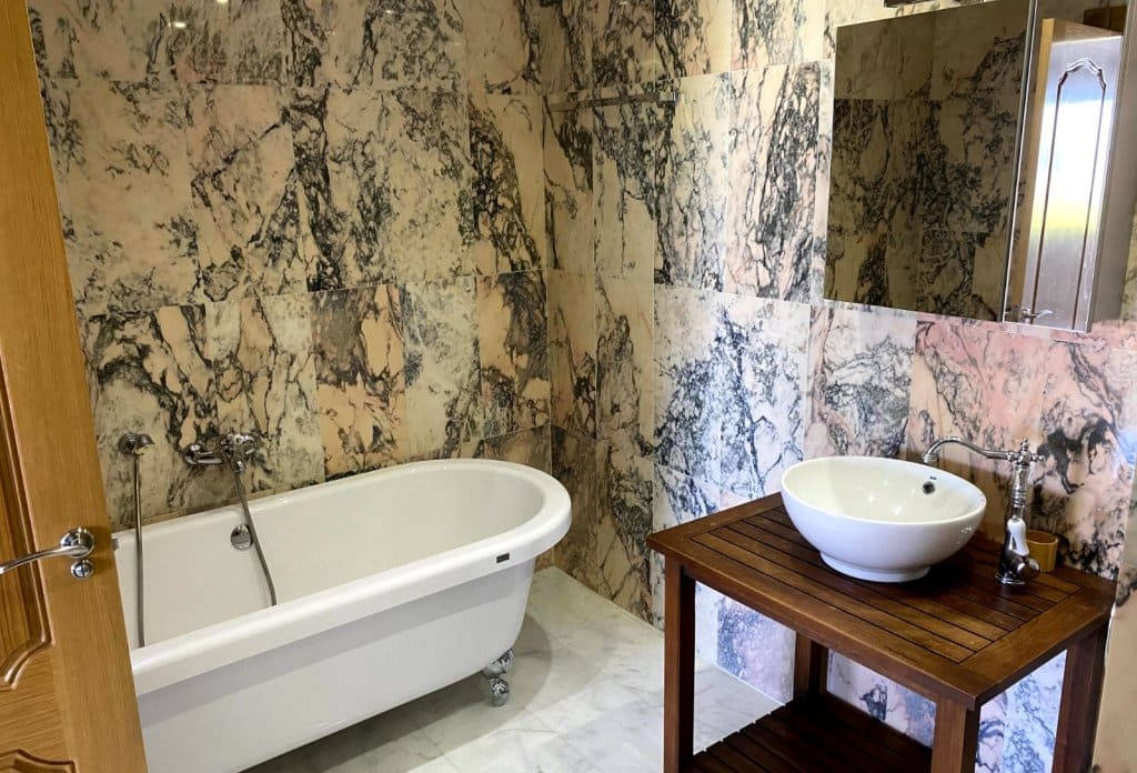 10 quarto Moradia para venda em Benimantell com piscina - 3 100 000 € (Ref: 10079818)