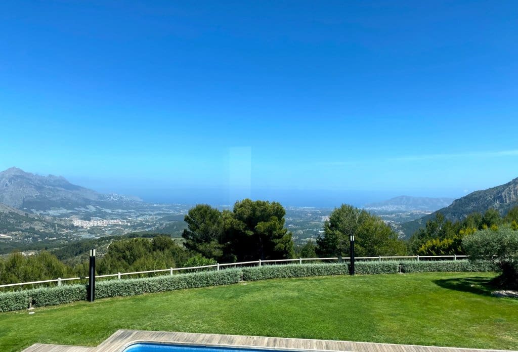 10 quarto Moradia para venda em Benimantell com piscina - 3 100 000 € (Ref: 10079818)
