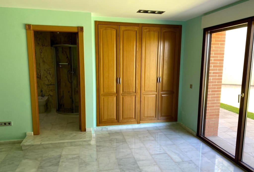 10 quarto Moradia para venda em Benimantell com piscina - 3 100 000 € (Ref: 10079818)