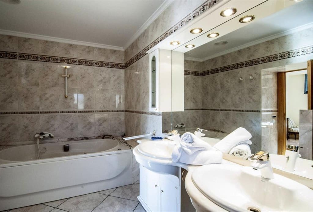 7 sypialnia Willa na sprzedaż w Teulada z basenem - 1 795 000 € (Ref: 10079821)