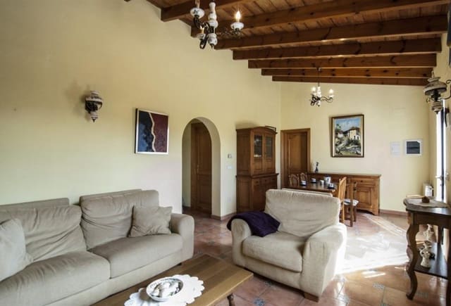 7 soverom Villa til salgs i Teulada Pueblo, Teulada-Moraira med svømmebasseng - € 1 795 000 (Ref: 10079821)