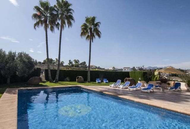 7 sypialnia Willa na sprzedaż w Teulada Pueblo, Teulada-Moraira z basenem garażem - 1 795 000 € (Ref: 10079821)