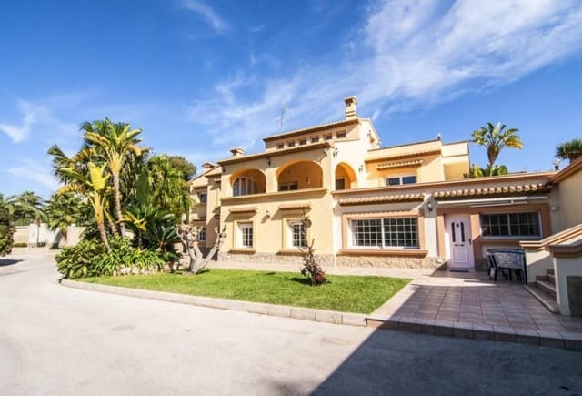 7 sypialnia Willa na sprzedaż w Teulada Pueblo, Teulada-Moraira z basenem garażem - 1 795 000 € (Ref: 10079821)