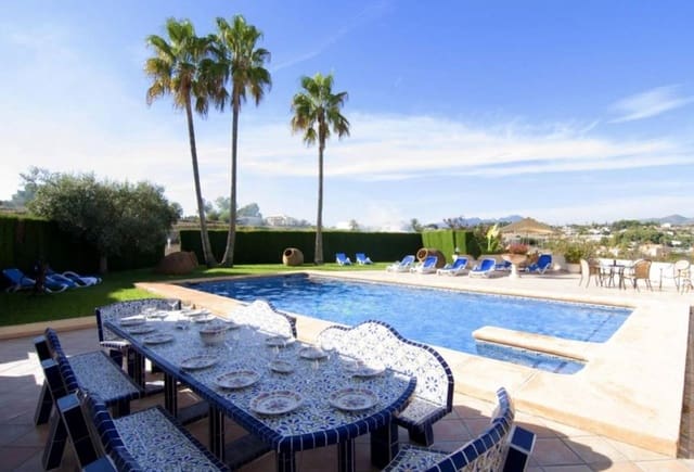 7 sypialnia Willa na sprzedaż w Teulada Pueblo, Teulada-Moraira z basenem garażem - 1 795 000 € (Ref: 10079821)