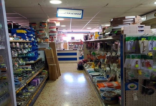 Local Comercial de 4 habitaciones en Centro Urbano, Benidorm en venta - 1.200.000 € (Ref: 10079824)