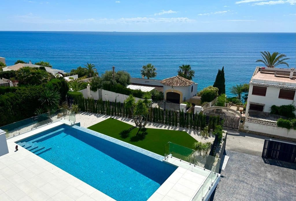 5 soverom Villa til salgs i Calpe / Calp med svømmebasseng garasje - € 3 900 000 (Ref: 10079825)