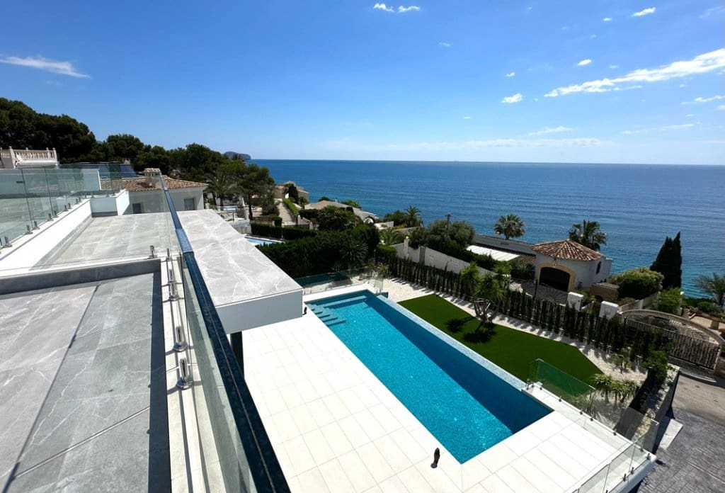 5 soverom Villa til salgs i Calpe / Calp med svømmebasseng garasje - € 3 900 000 (Ref: 10079825)