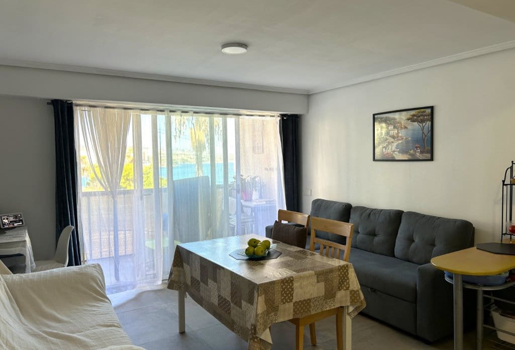 2 soveværelse Lejlighed til leje i Calpe / Calp - € 1.300 (Ref: 10079827)