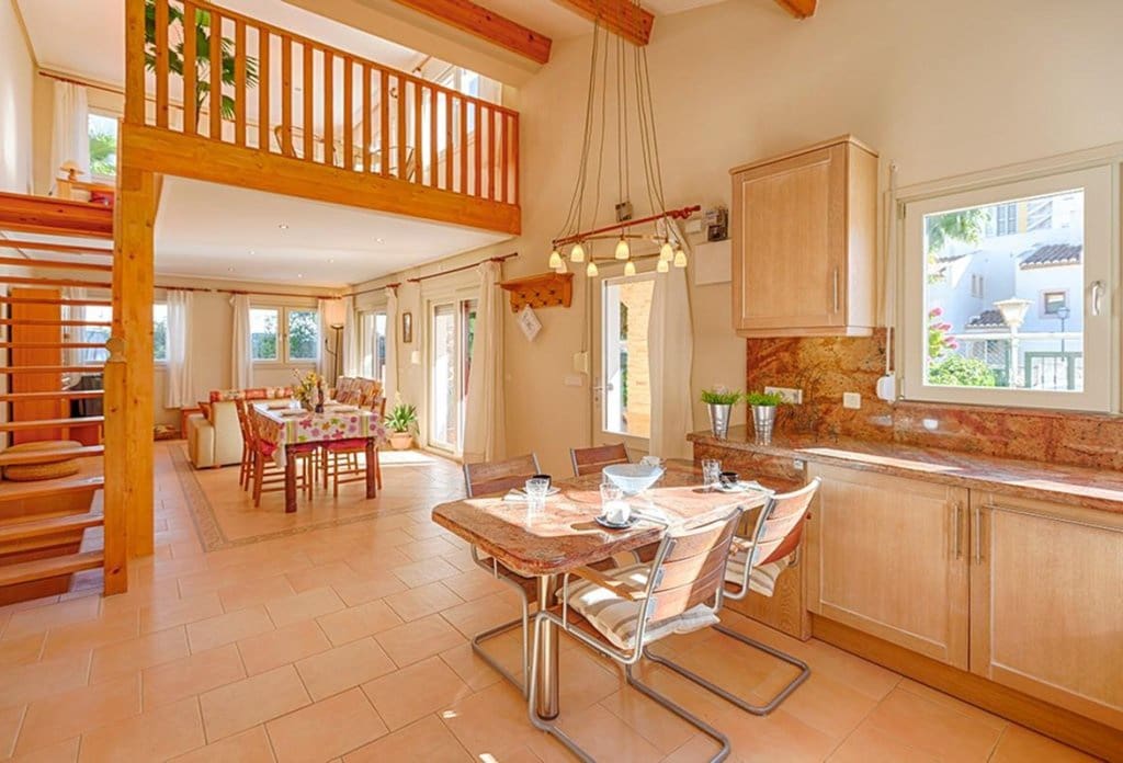 10 sovrum Villa till salu i Calpe / Calp med pool - 960 000 € (Ref: 10079828)