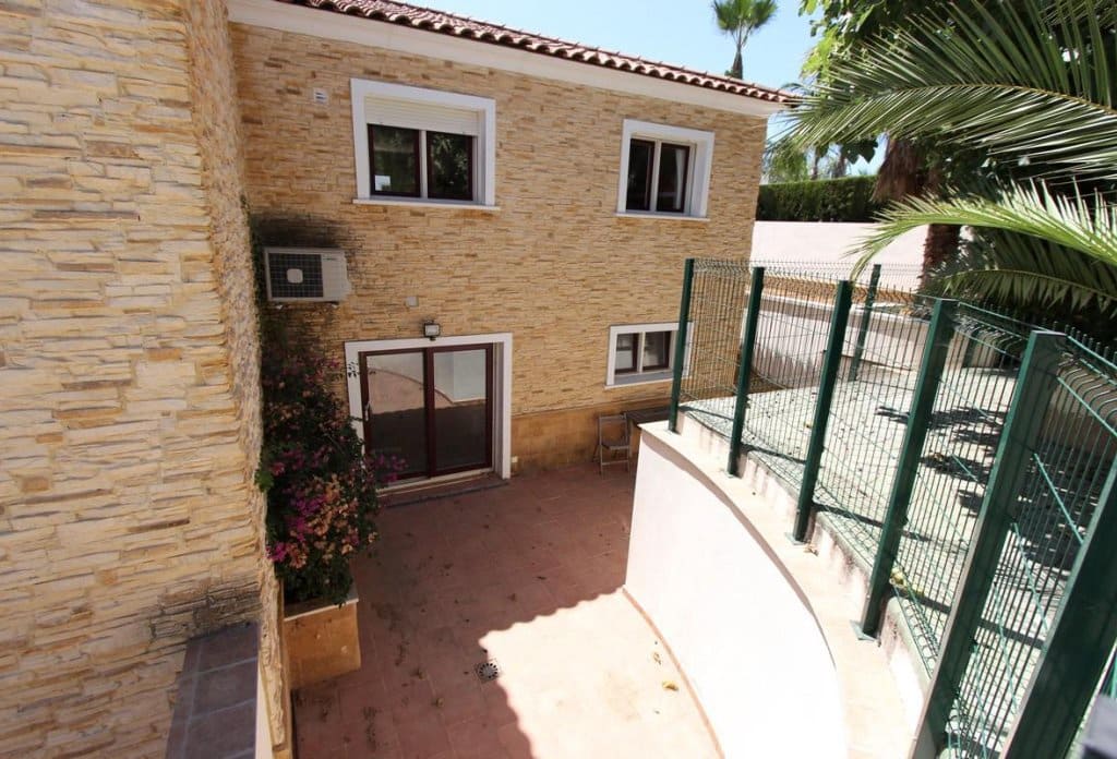 10 sovrum Villa till salu i Calpe / Calp med pool - 960 000 € (Ref: 10079828)