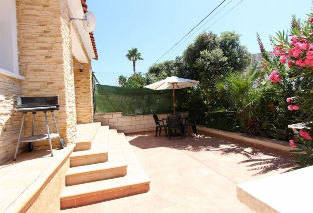 10 bedroom Villa for sale in Calpe / Calp with pool garage - € 960,000 (Ref: 10079828)