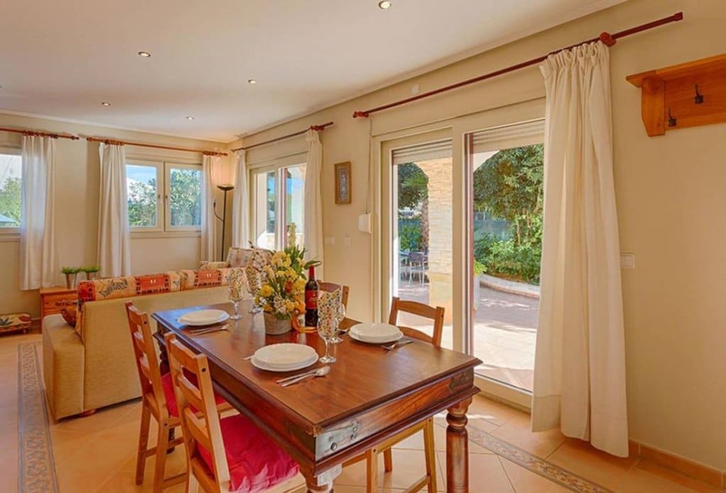 10 bedroom Villa for sale in Calpe / Calp with pool garage - € 960,000 (Ref: 10079828)