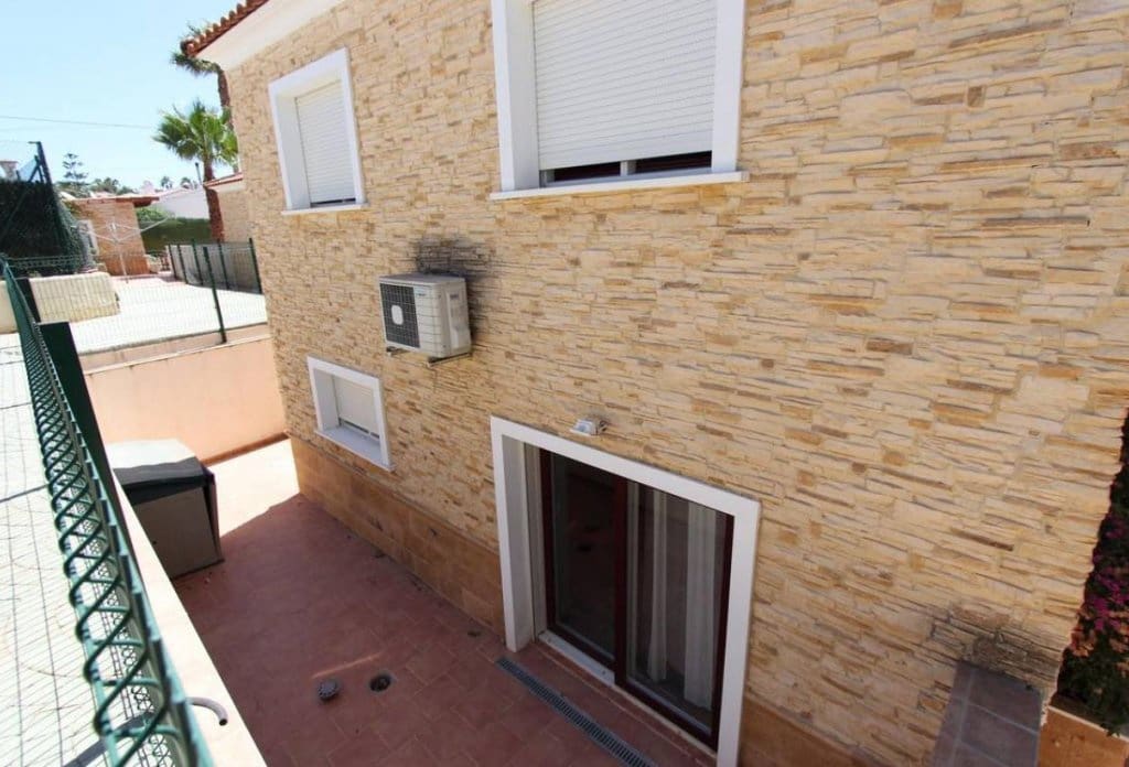 10 bedroom Villa for sale in Calpe / Calp with pool garage - € 960,000 (Ref: 10079828)